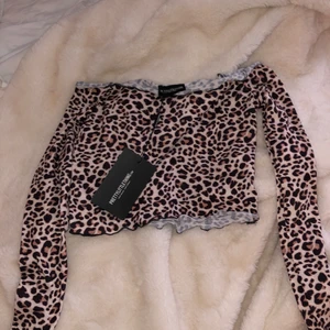 Topp från plt - Oanvänd topp från plt. Storlek xs! Lappen är kvar.🌺