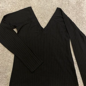 L - Svart topp, använd 