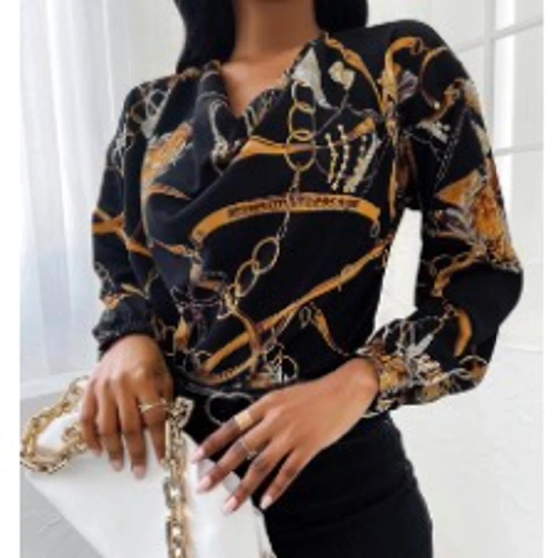 Två fina mönster tröjor i S men passar även M. - 91