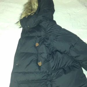 Race marine - Säljer en race marine vinter jacka för endast 150.