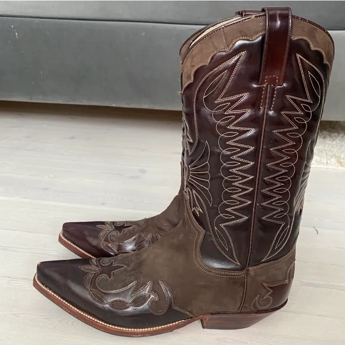 Buffalo Cowboy Boots