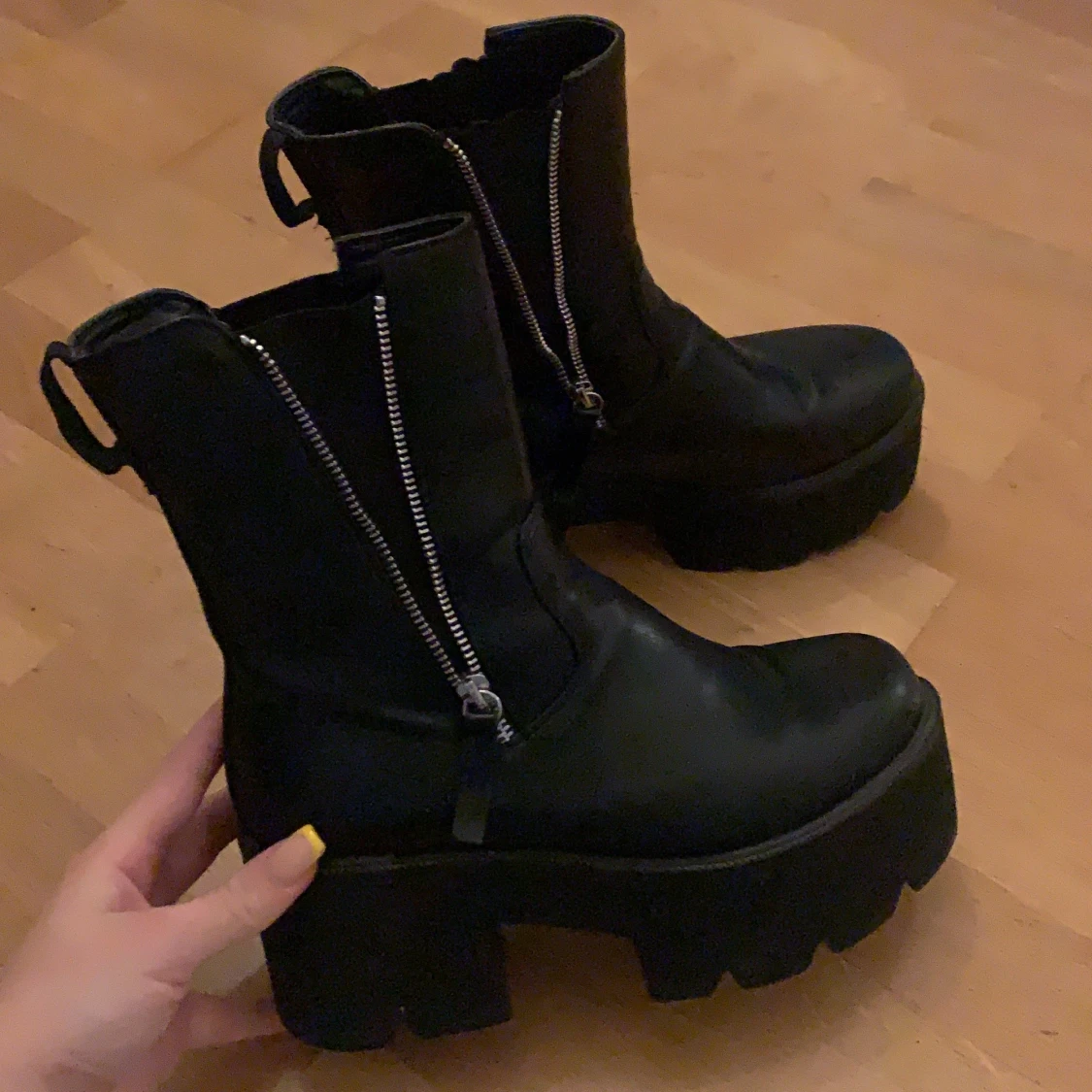 Boots - 91