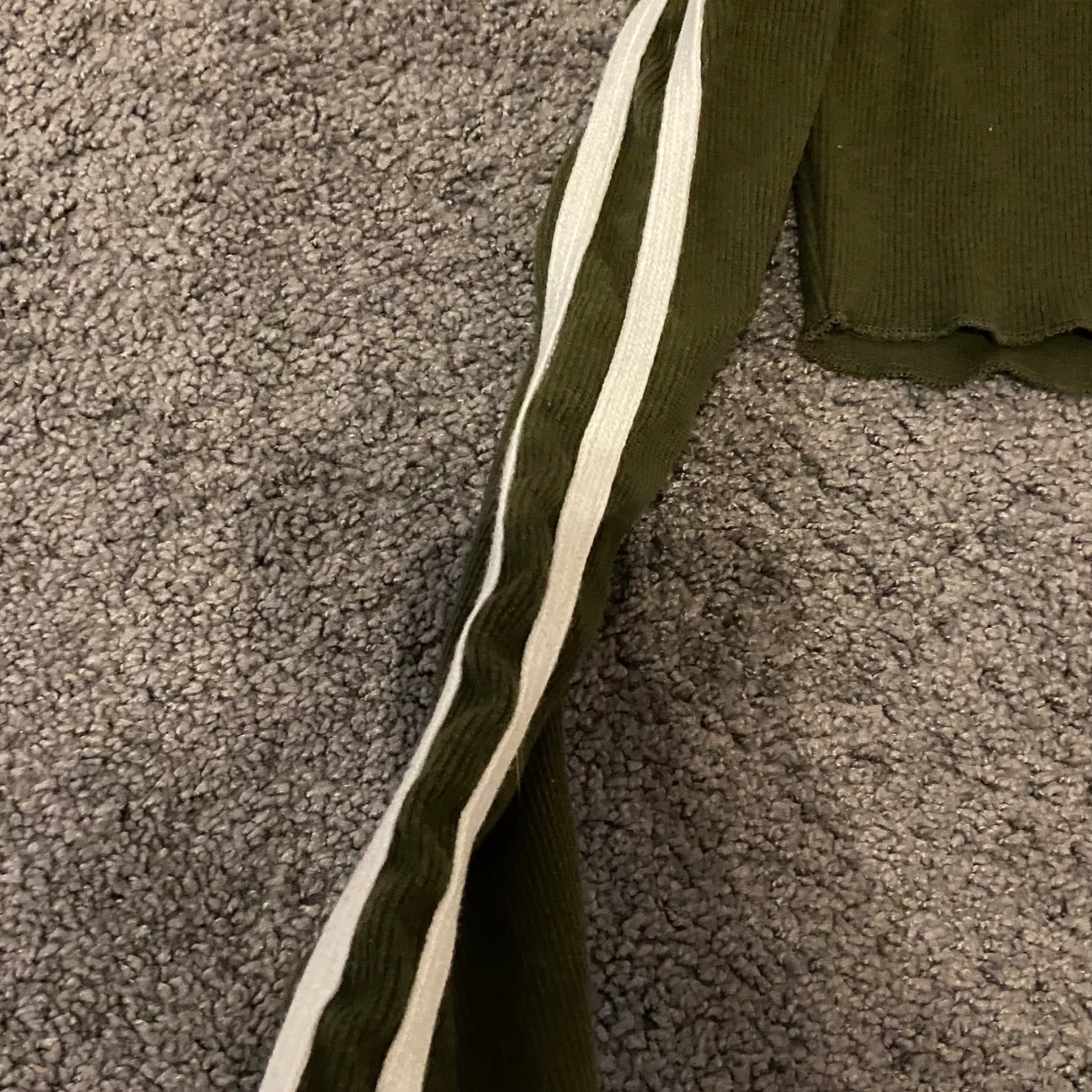 Croppad långärmad tröja - 90