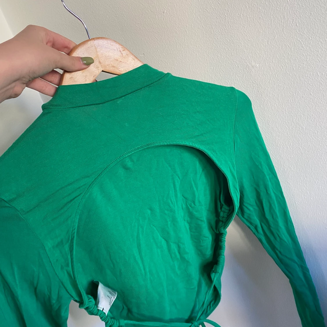 Tröja med öppen rygg - 91