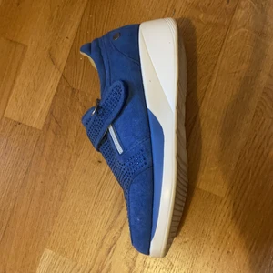 Skor - Väldigt sköna skor o har använt de bara 2 gånger