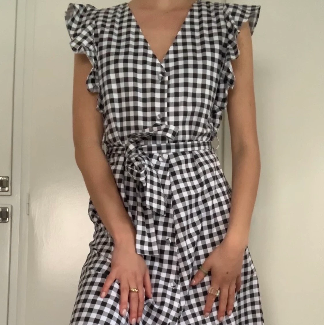 Lång rutig klänning från NA-KD - 91