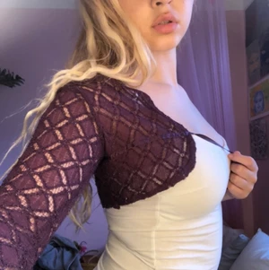 Snygg kofta spets - Lila kofta i spets😍