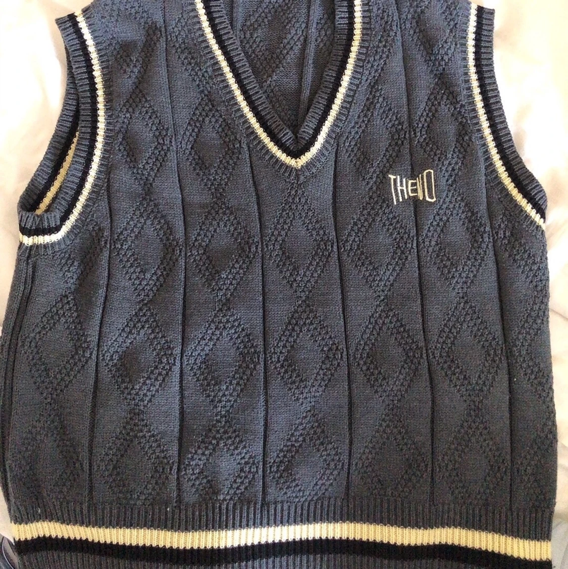 oversize stickad väst