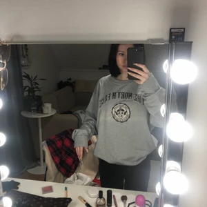 The north face sweatshirt  - Overzised köpare står för frakt. Inga skador💕