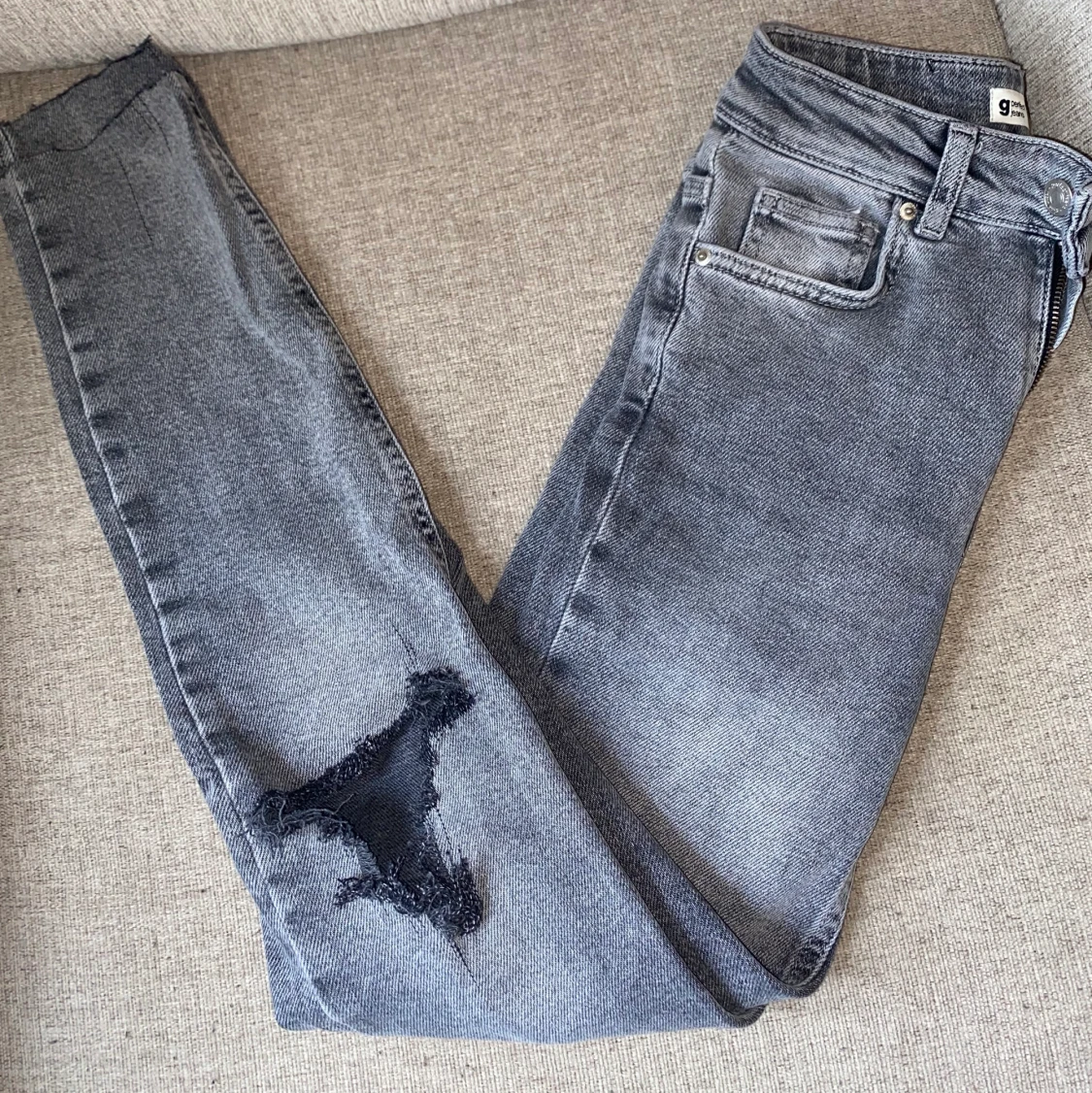 Jeans ifrån Ginatricot 