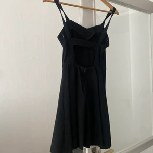 Asos fest klänning  - Snygg  fest klänning från asos :)