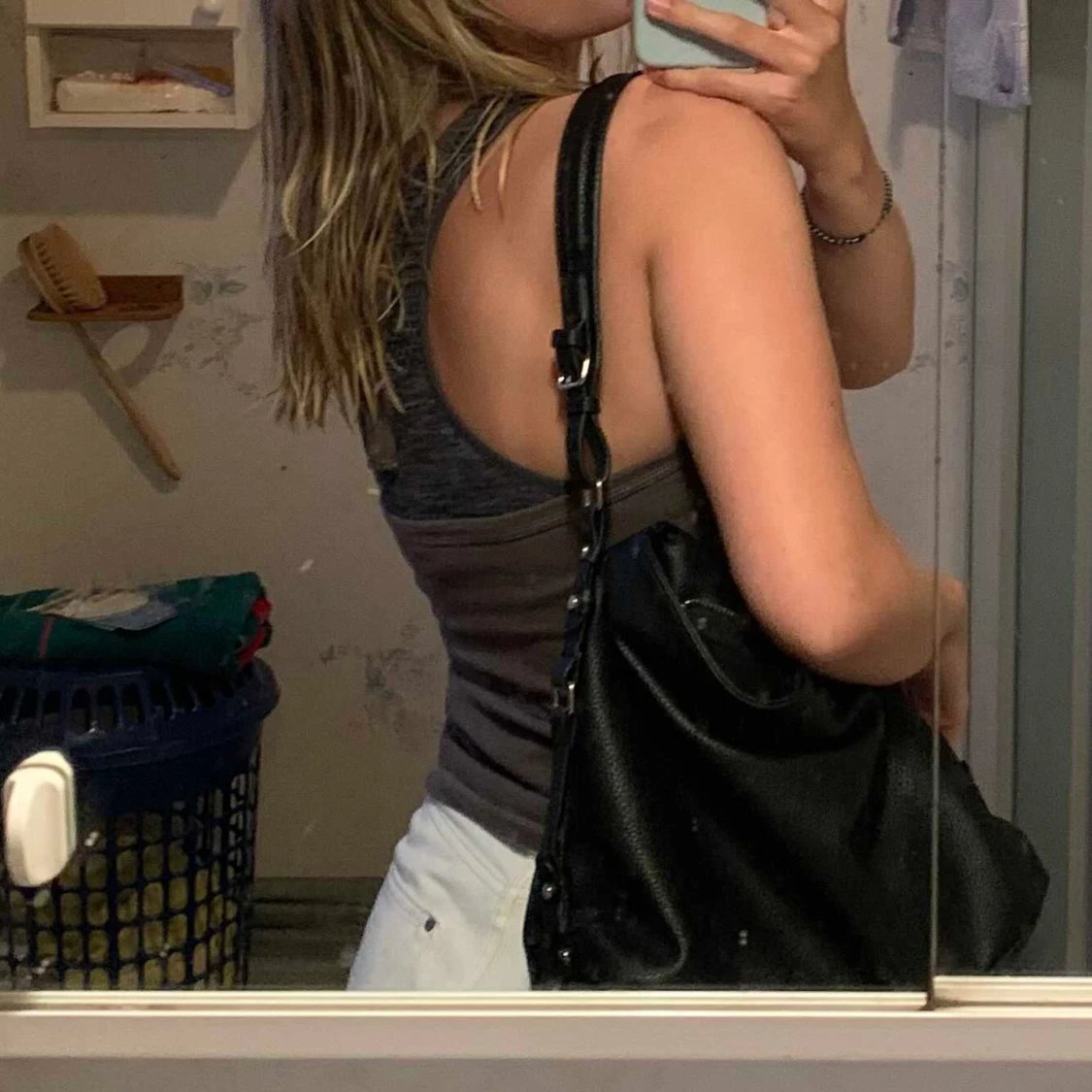 Y2k topp i brungrå färg.  - 90