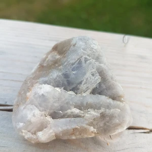 Kristall - Rå blå kalcit kristall STOR hittad på ångermanland <3