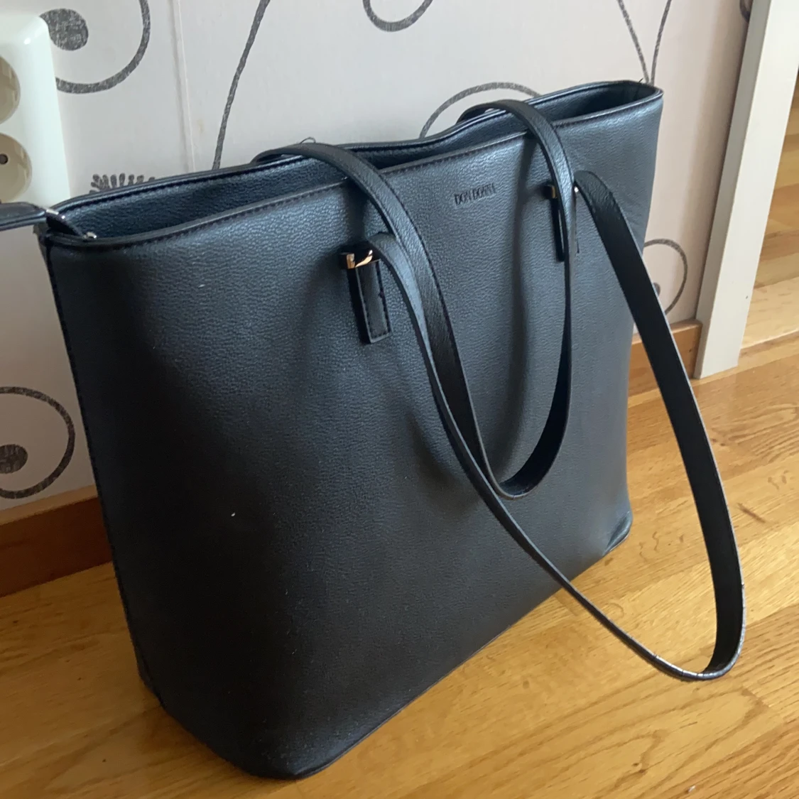 Svart väska  - 90