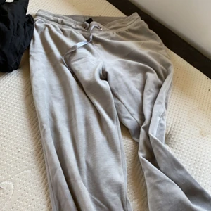 Mjukis byxor från gina - Sköna byxor från gina, använda nån gång, storlek XS , pris 160kr ink frakt 