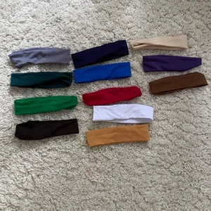 Hårband  - Hårband 3 kr styck eller alla för 20.