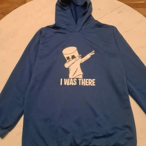 marshmello hoodie XL kids 160cm - marshmello hoodie XL kids 160cm.  Passar killar.