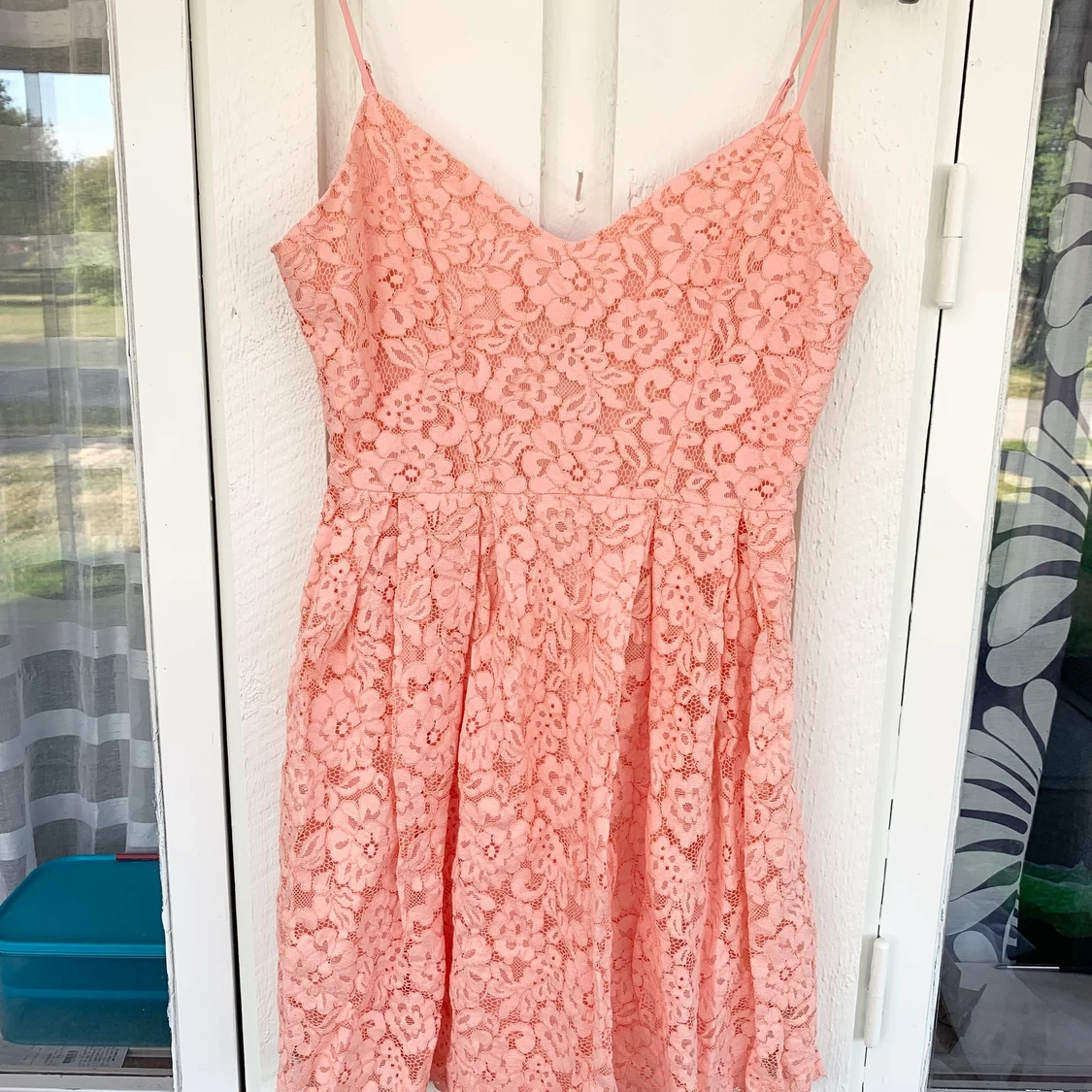 Söt Klänning i spets  - 90