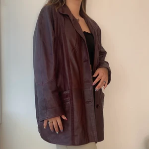 Jacka - Skinnjacka köpt Second Hand, frakt tillkommer 💗