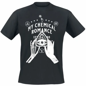 Två helt nya my chemical romance tröjor! - Säljer två helt nya mcr tröjor, legat i min garderob i flera månader så tänkte att nån annan kan få glädjas av dem. Den första tröjan (bild 1 ) är exklusiv merch och ganska svår att få tag på om jag förstått det rätt. Båda är inköpta för cirka 220kr styck. Storlek xl på båda men de passar nog en L också eller mindre storlekar för en oversized look. Somsagt båda är nya och aldrig använda så de är i perfekt skick. Frakt betalas av köparen :)
