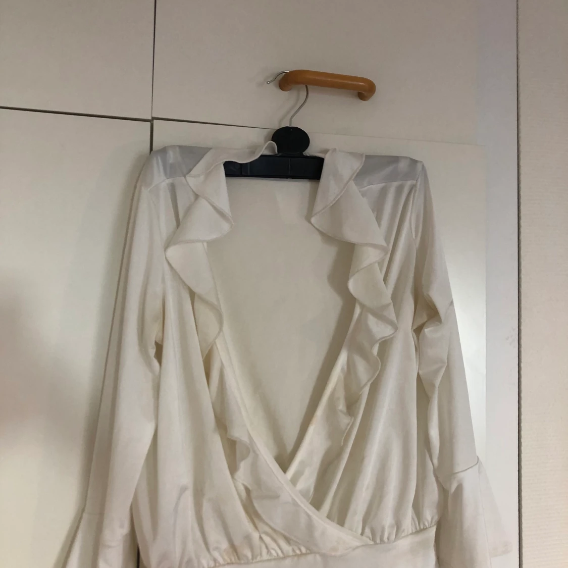 Vit body strl xs från Nelly