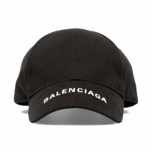 Keps Balenciaga - Keps från Balenciaga. Ny och aldrig använd. 