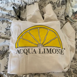 Acqua limone luvtröja - Luvtröja i XS, men mer som en S
