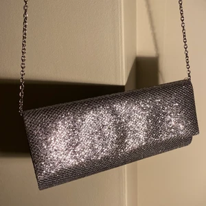 Väska - Jättefin glittrig väska! Gratis frakt❤️