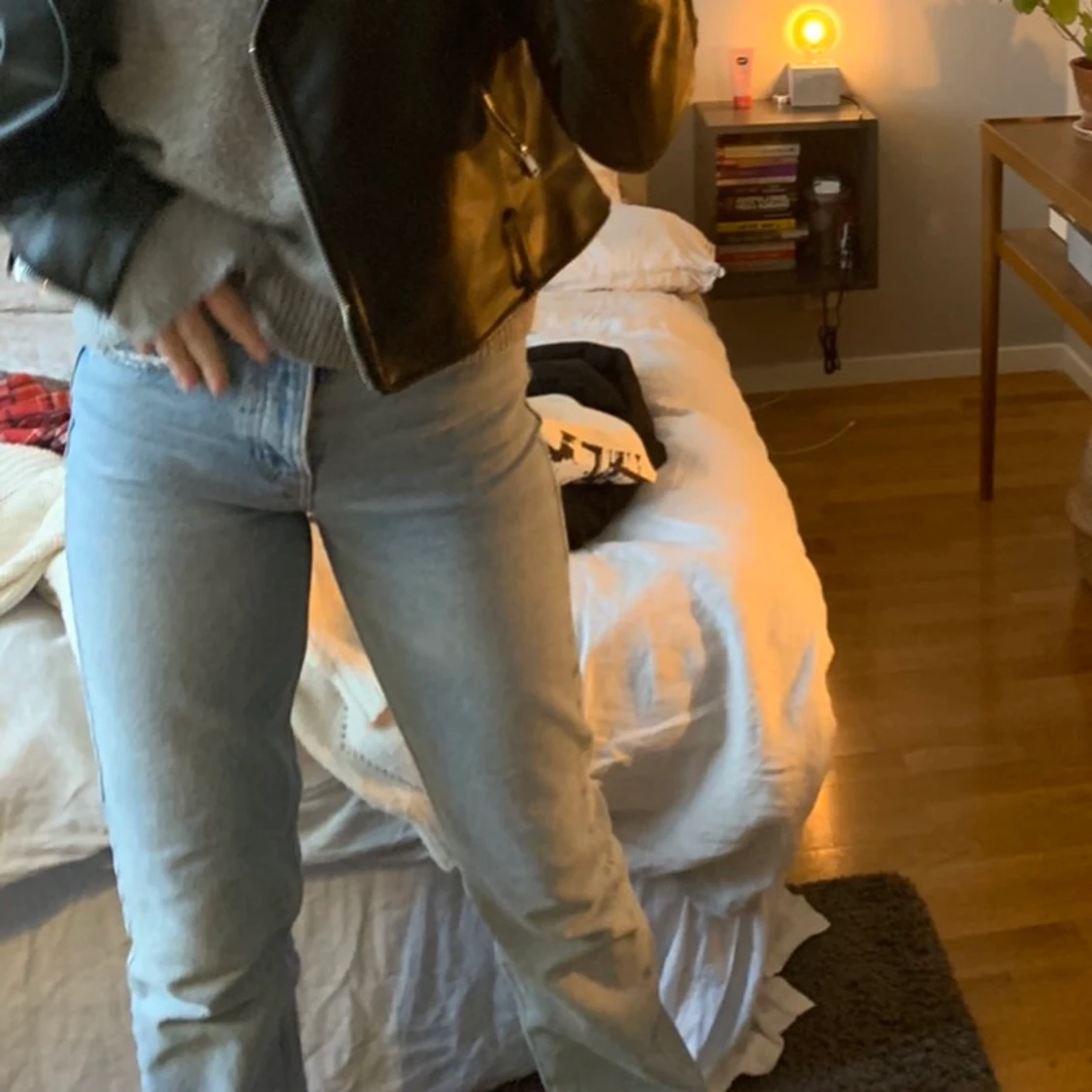 Zara mid rise jeans - 91