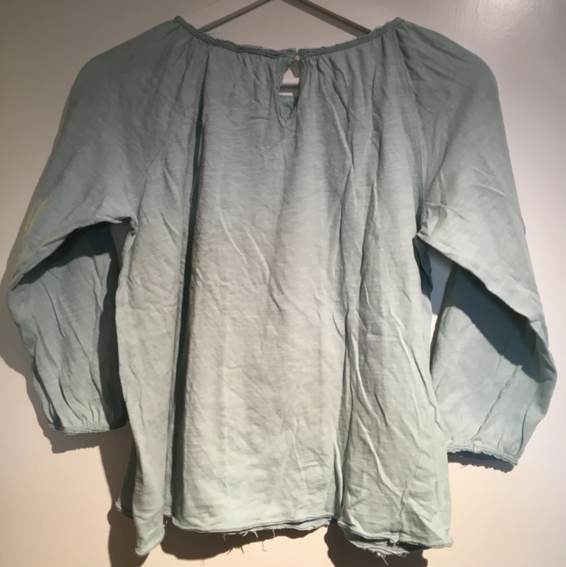 Söt ljusgrön blus - 90