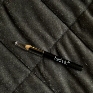 Eye pencil - Eye pencil från techic!
