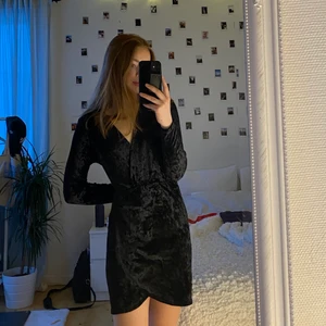 Svart klänning - Superskön klänning som inte kommit till användning 💕