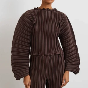 söker denna från hina - söker stolek 36 eller 34 eller 38