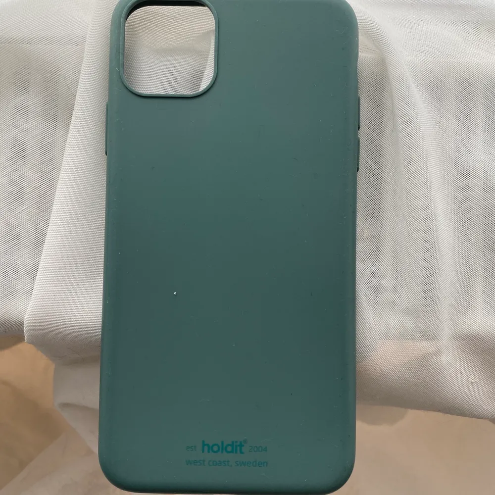 Ett Holdit skal som passar iPhone 11 pro max och är helt oanvänt! . Accessoarer.