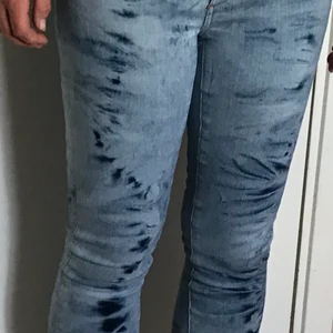 Nya jeans stl S - Oanvända, stretchiga jeans från New Denim, stl S