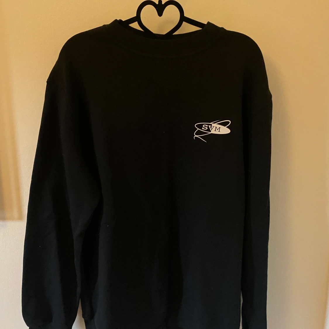 svart oversize swetskirt