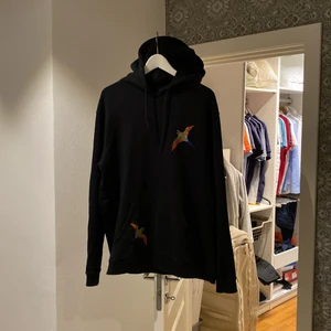 Axel Arigato  - En fin hoodie som inte används så mycket. Bra skick 8/10. 