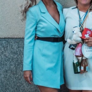 Klänning  - Klänning från river island, använd 1 gång☺️