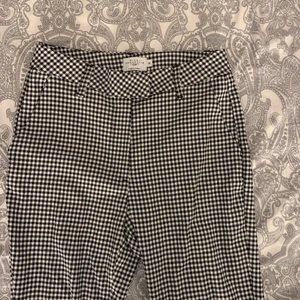 Kostymbyxor  - Storlek S i nyskick🤍 100kr, frakt inräknat i priset 