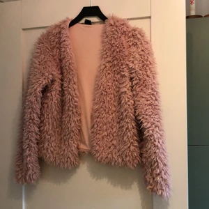 Fluffjacka - Fluffjacka i rosa, fint skick stl M
