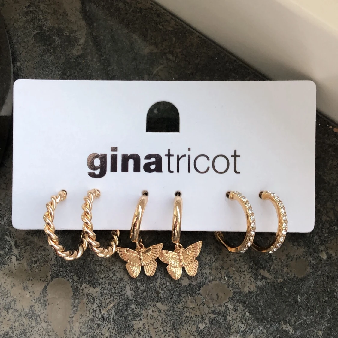 guld öronhängen!⚡️