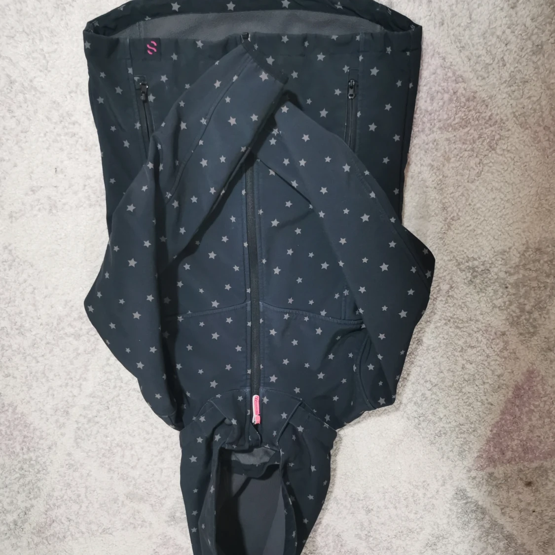 Vind jacka, tog bilden upp och ner 😅