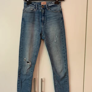 Jeans - Jättefina blå jeans!🌼 Frakt tillkommer😊