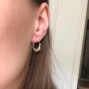 Örhängen 🌻 - Ljuvliga örhängen ✨