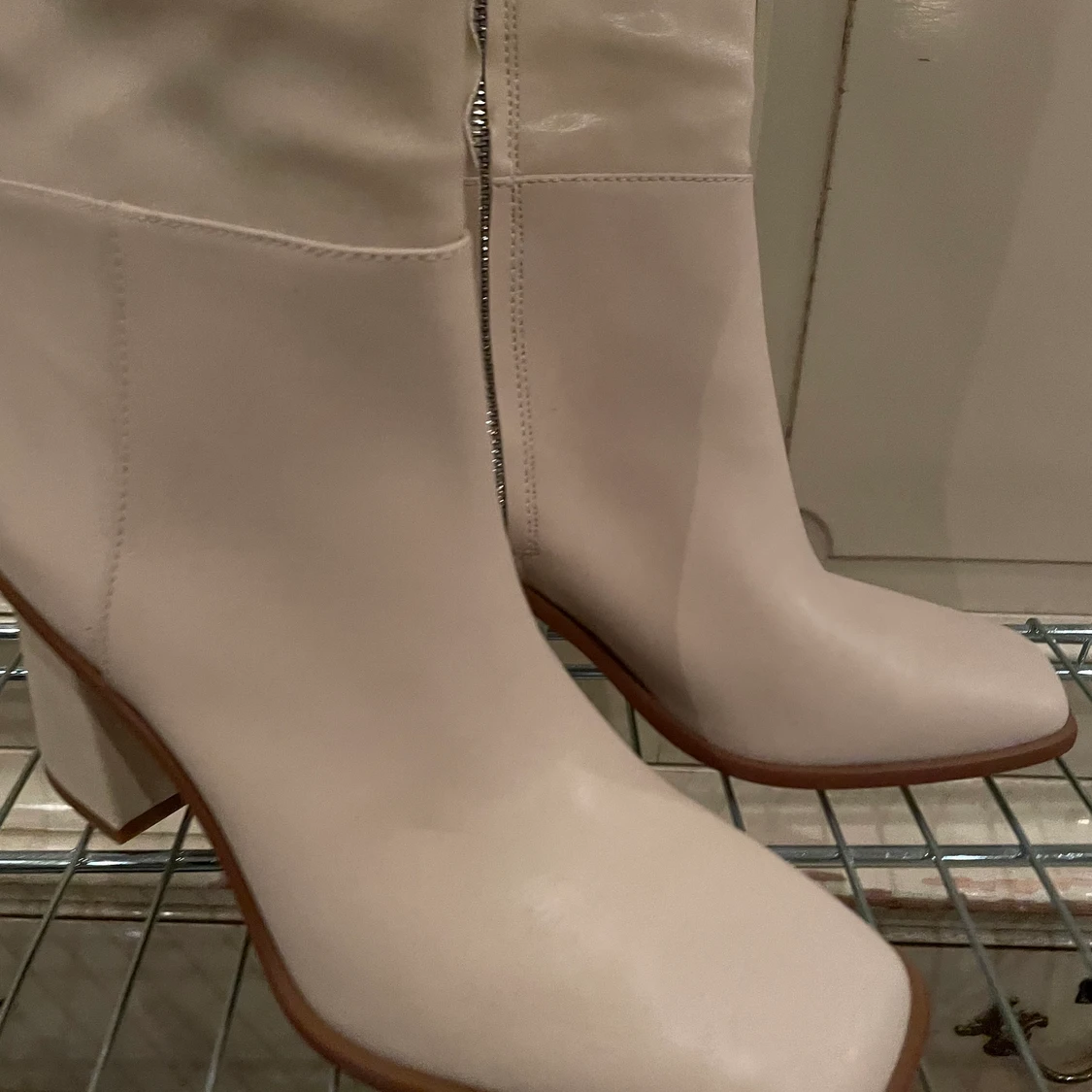 Crémevita stövlar  - 91