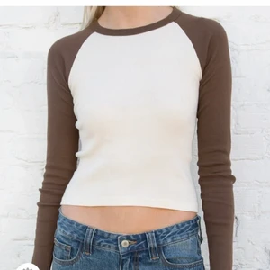 Brandy tröja - Säljer min superfina tröja från brandy melville!