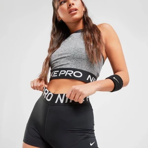 Nike Pro shorts - Är fortfarande i världigt bra skick!!💓 storlek Xs! 