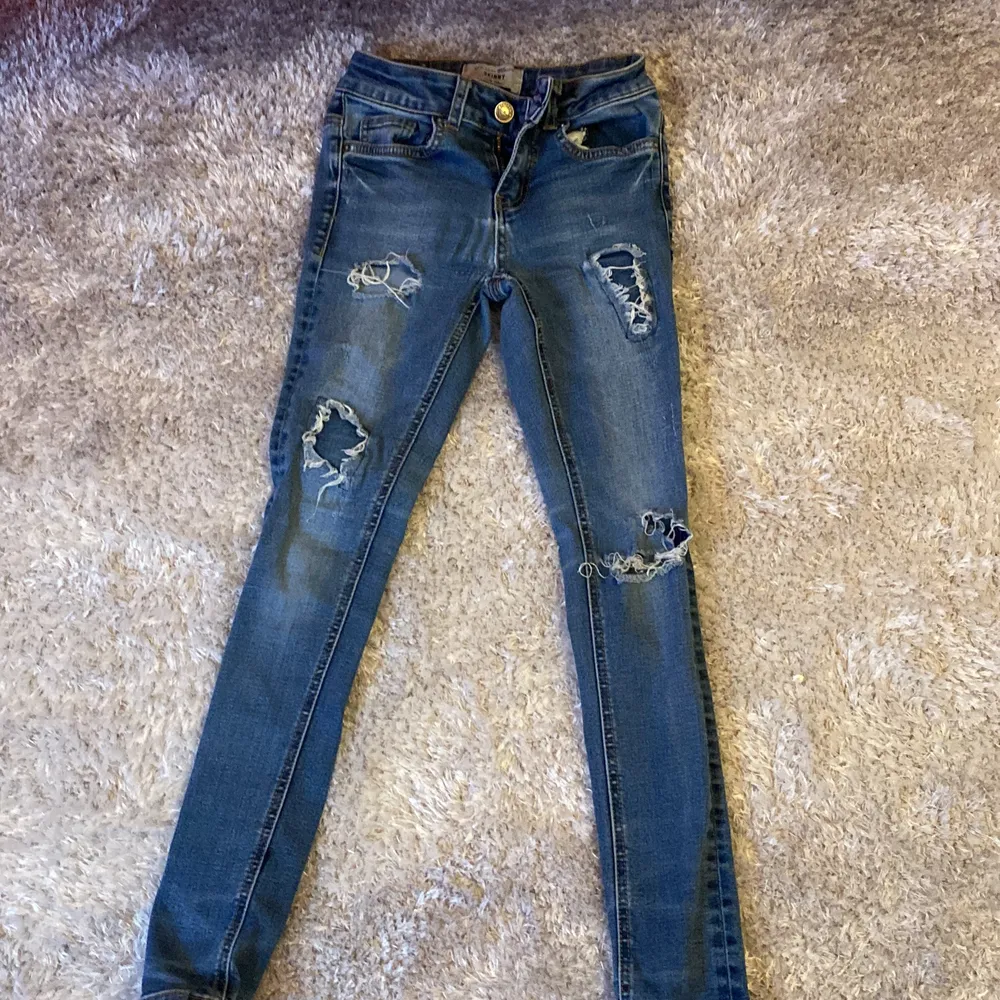 Skinny jeans för barn storlek 140 Age 10.. Jeans & Byxor.