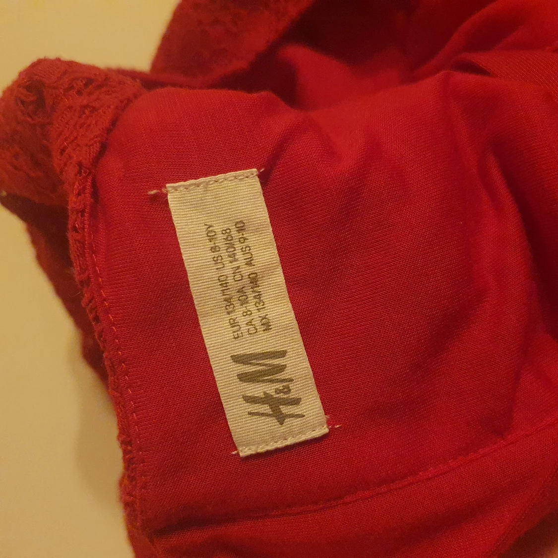 Röd barnklänning  - 91