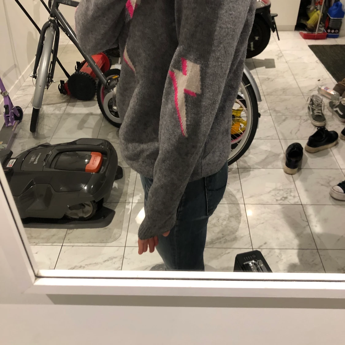 Stickad tröja med blixt  - 91